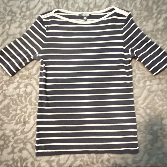 💫4 Pack Bundle | LAUREN RALPH LAUREN
Pre-Loved | LG Semi Half Sleeve Tops 👚 - Picture 9 of 11